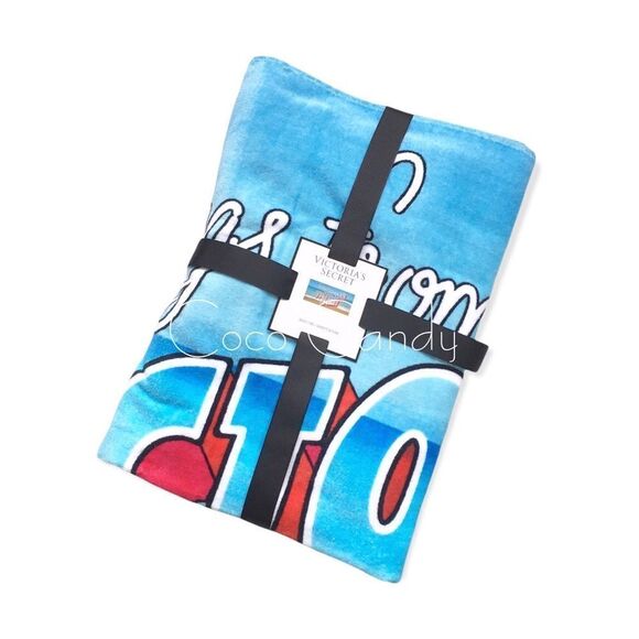🆕Victoria's Secret Beach Towel - Picture 3 of 5